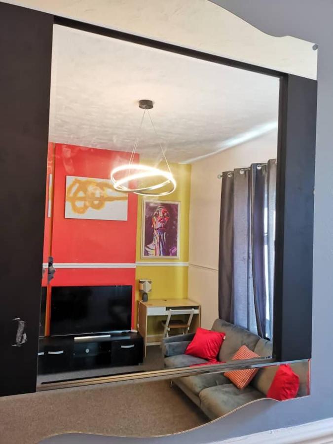 The Superhost - 4 Bedroom House Sunderland  Kültér fotó